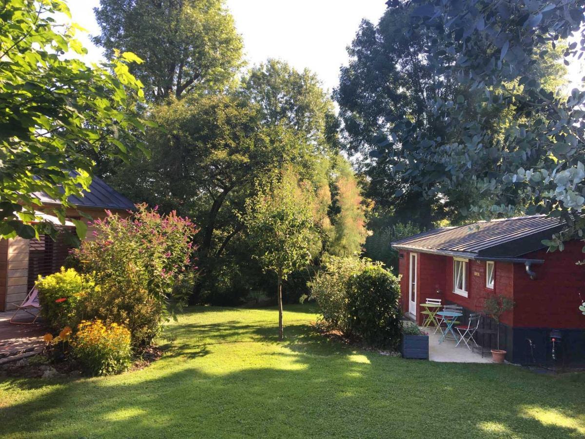 Le Cabanon De Chessy Bed & Breakfast Exterior foto