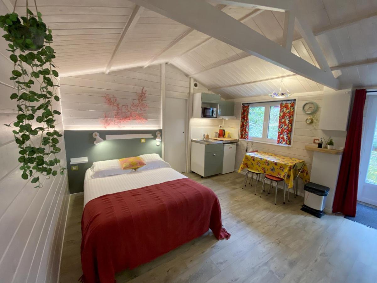 Le Cabanon De Chessy Bed & Breakfast Exterior foto