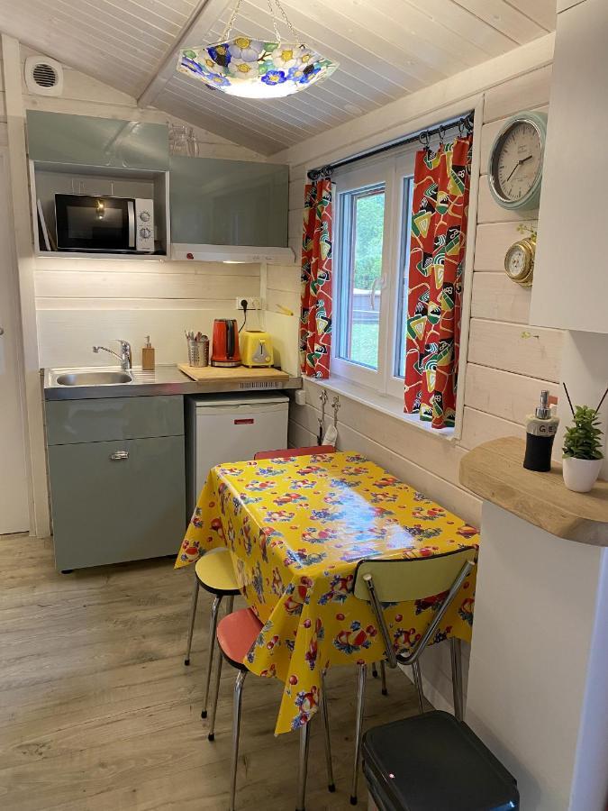 Le Cabanon De Chessy Bed & Breakfast Exterior foto